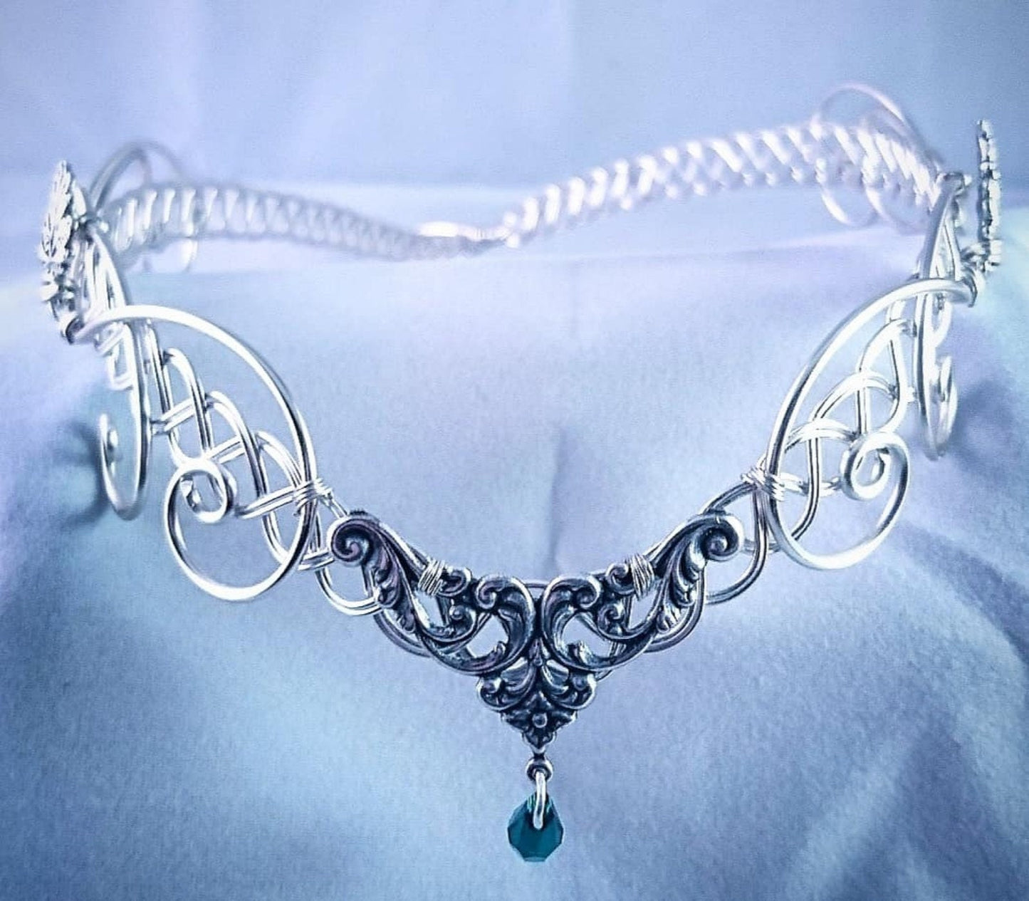 Circlet bridal headpiece, emerald wedding tiara, Silver elven forehead crown, fairy leaf diadem