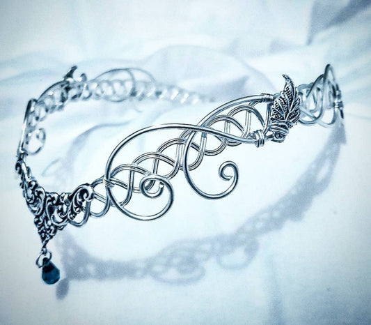 Circlet bridal headpiece, emerald wedding tiara, Silver elven forehead crown, fairy leaf diadem