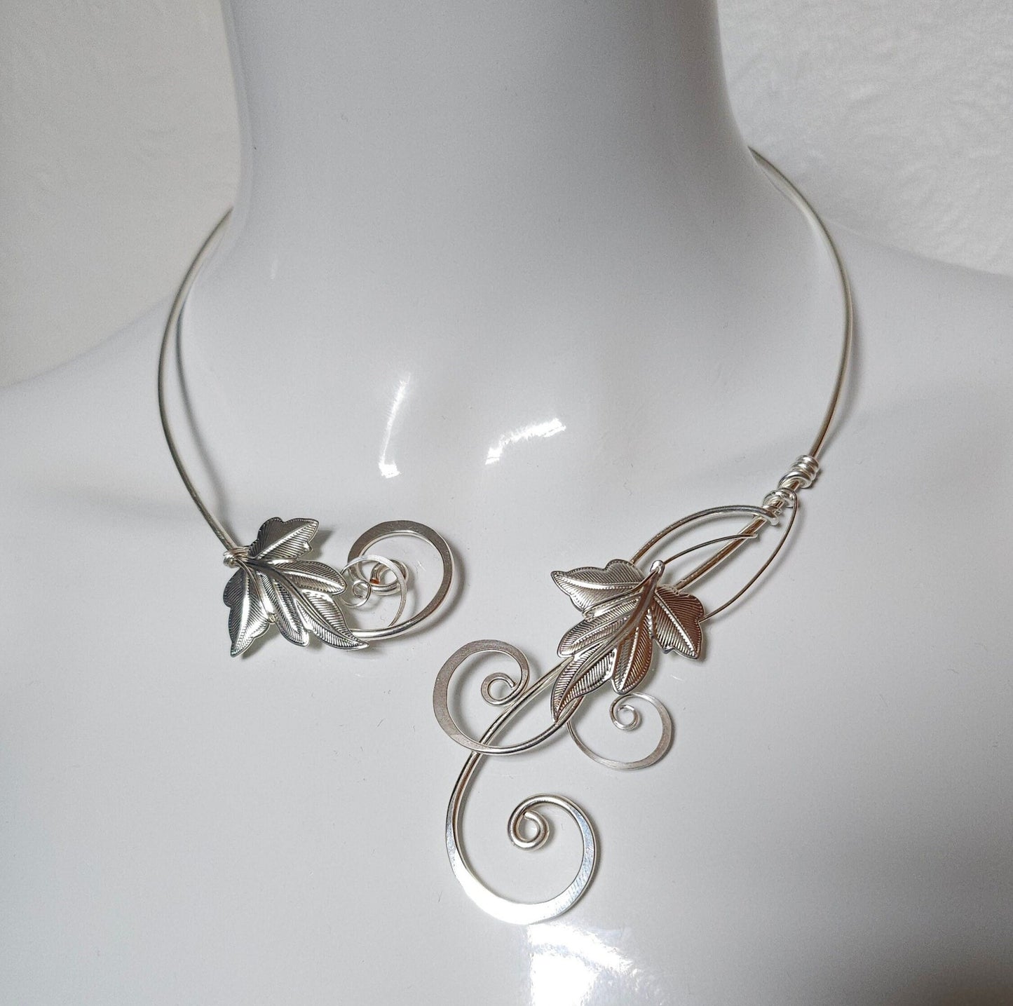 Silver ivy necklace, elven leaf statement collar, elven wedding torc