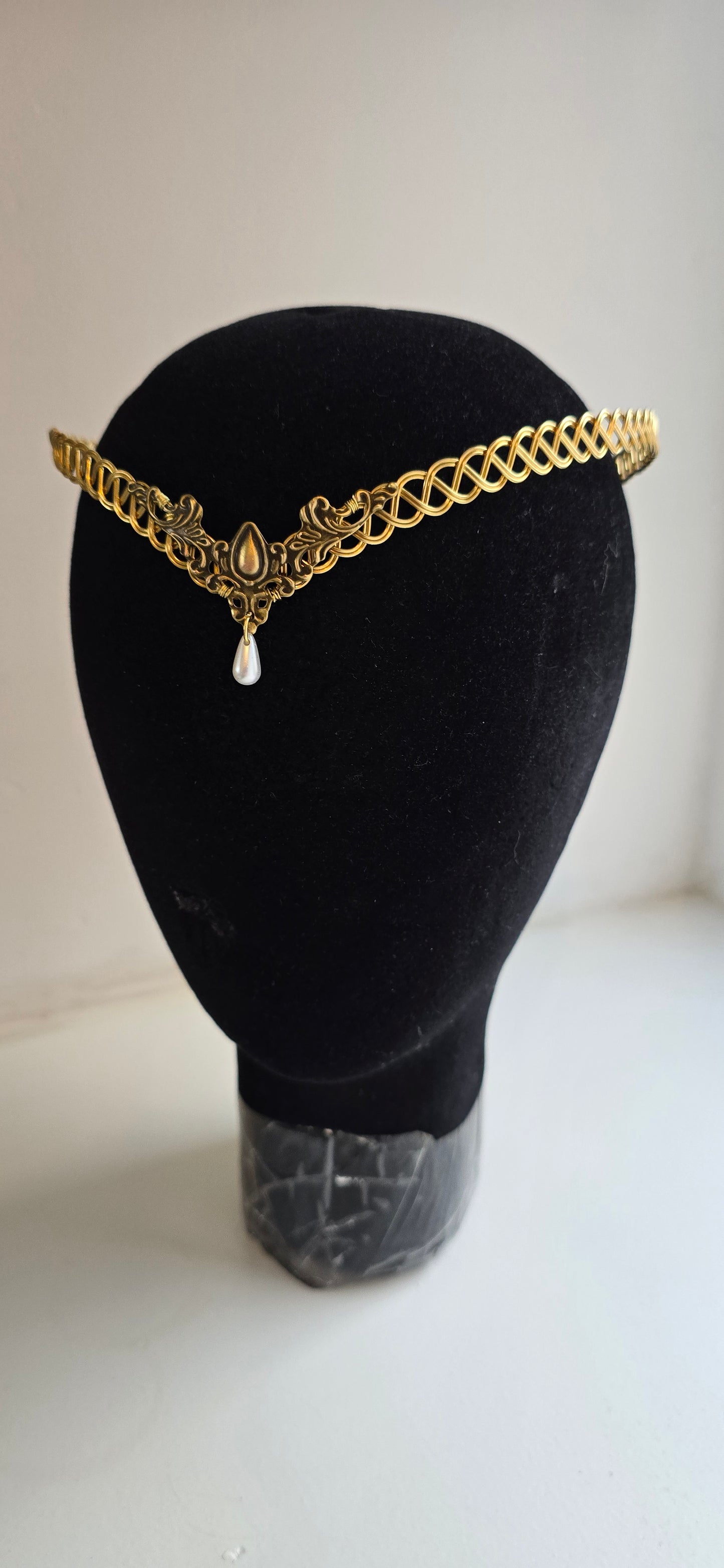 Gold Brass Celtic Weave Circlet – Elven Tiara with Faux Pearl Drop – Renaissance Faire & Fantasy Bridal Headpiece